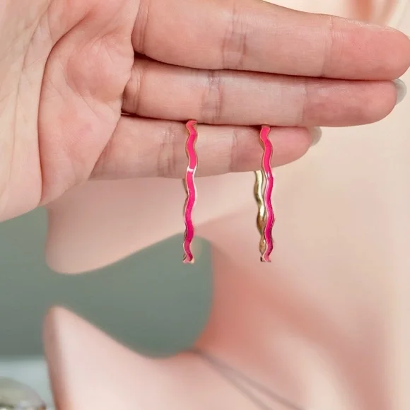 ⚜️ Pink Zigzag Stud Earrings - Picture 1 of 7